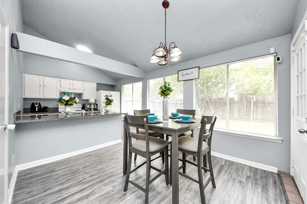14063 Towne Way Drive, Sugar Land, Texas image 7