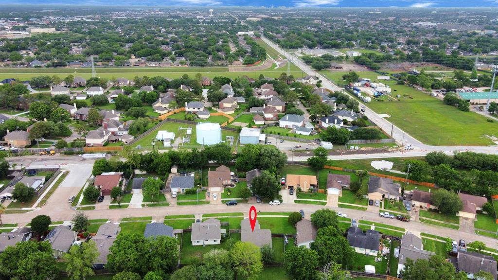14063 Towne Way Drive, Sugar Land, Texas image 22