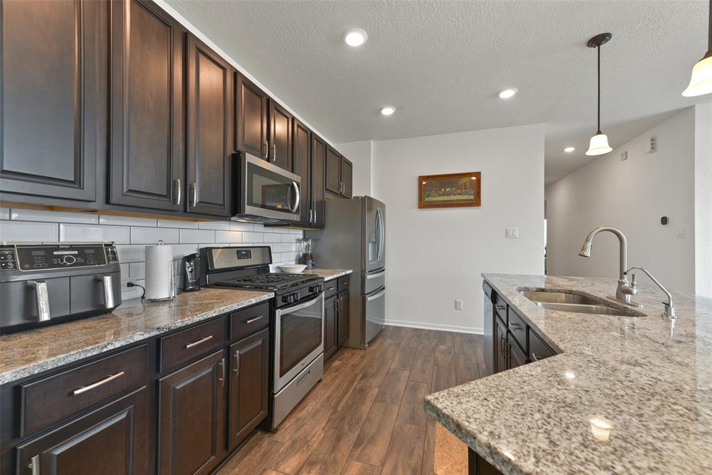 10514 Sherwin Pass Drive, Rosharon, Texas image 12