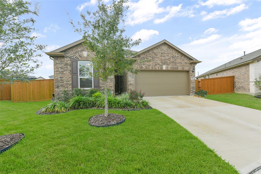 10514 Sherwin Pass Drive, Rosharon, Texas image 2