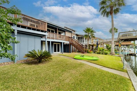 A home in Bayou Vista