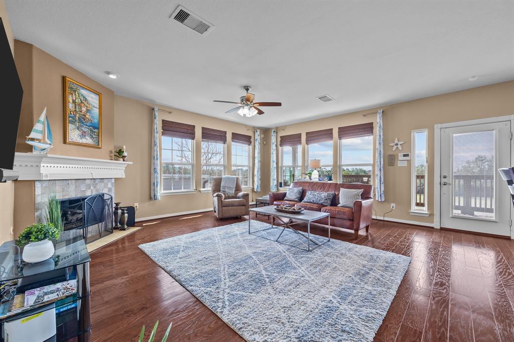 1133 E Meyer Road, Seabrook, Texas image 7