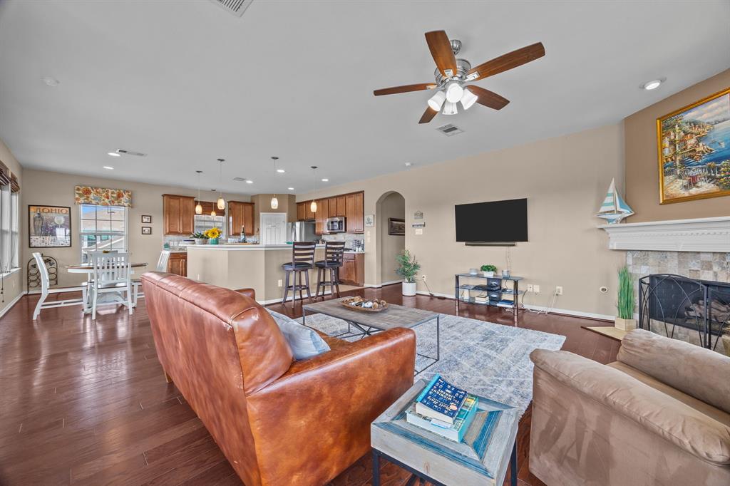 1133 E Meyer Road, Seabrook, Texas image 8
