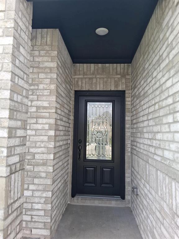 3611 Cardinal Pointe Drive, Angleton, Texas image 3