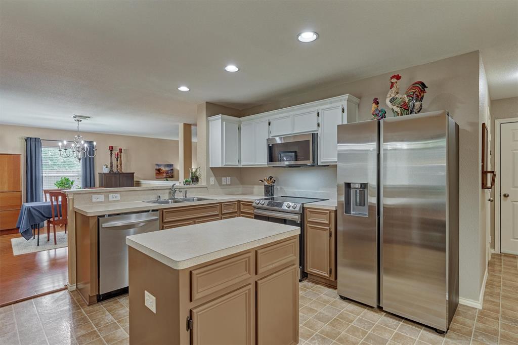 28302 Sandy Fields Circle, Spring, Texas image 14