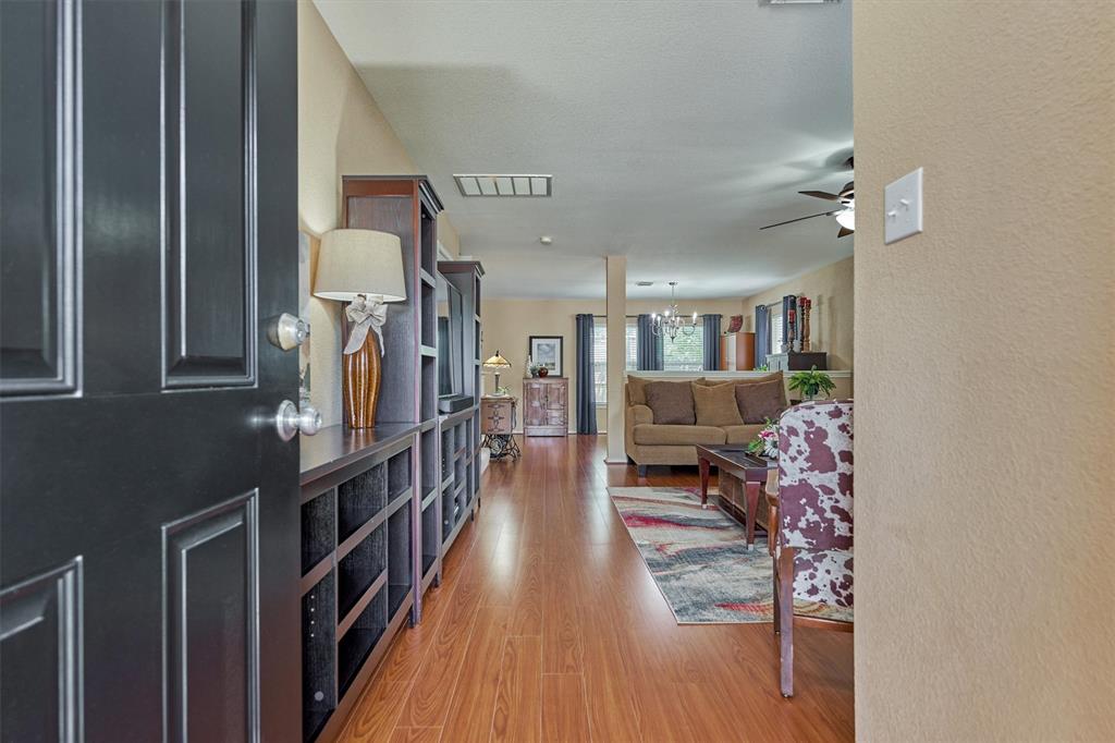 28302 Sandy Fields Circle, Spring, Texas image 5