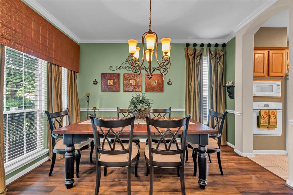 902 Arbor Pine