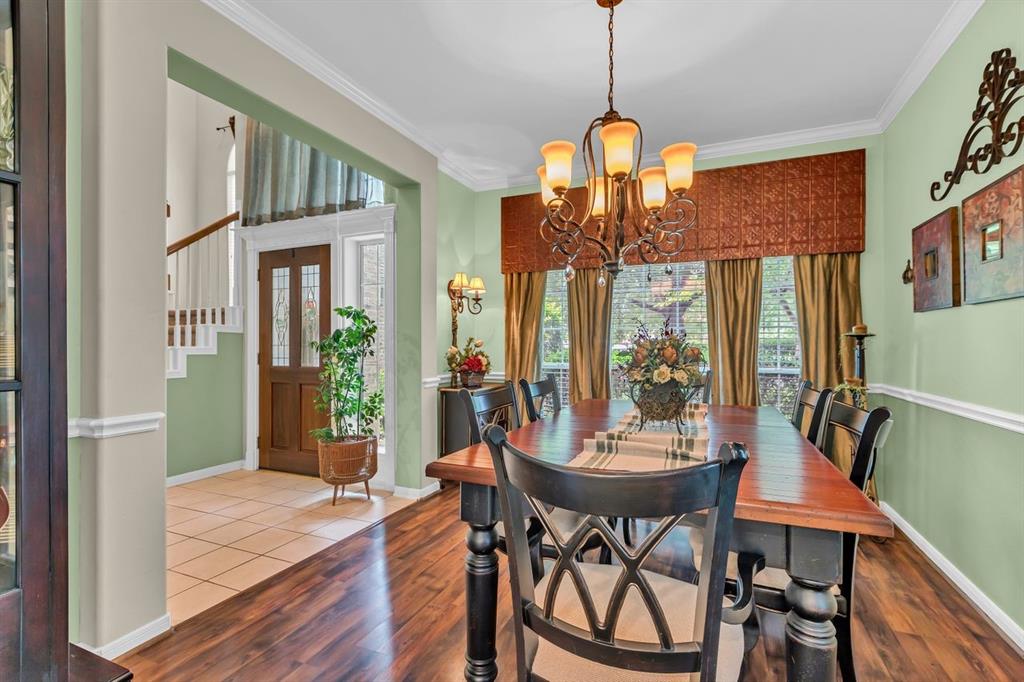 902 Arbor Pine