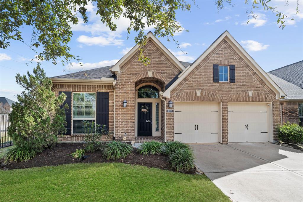 1826 Matthew Glen Lane, Richmond, Texas image 2