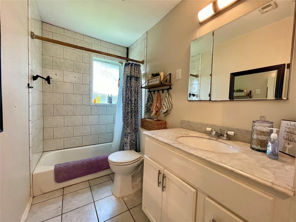 1410 Byron Avenue, Deer Park, Texas image 10