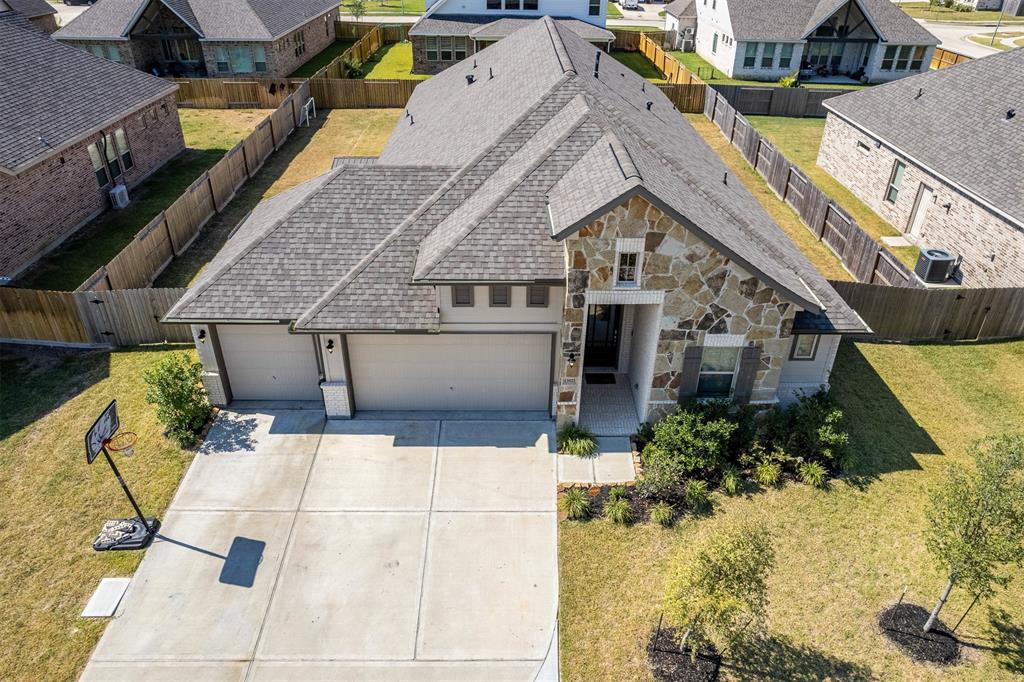 13527 Summer Winds Drive, Dayton, Texas image 3