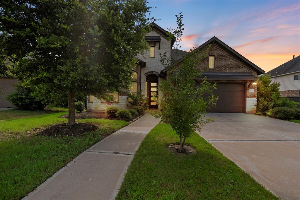 4314 Lemon Lily Lane