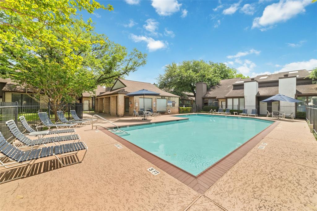 2601 S Braeswood Boulevard 302
