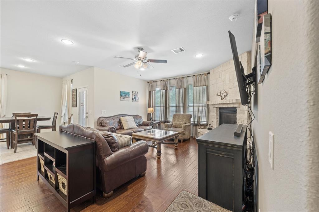 4556 Argonne Woods Drive, Porter, Texas image 6