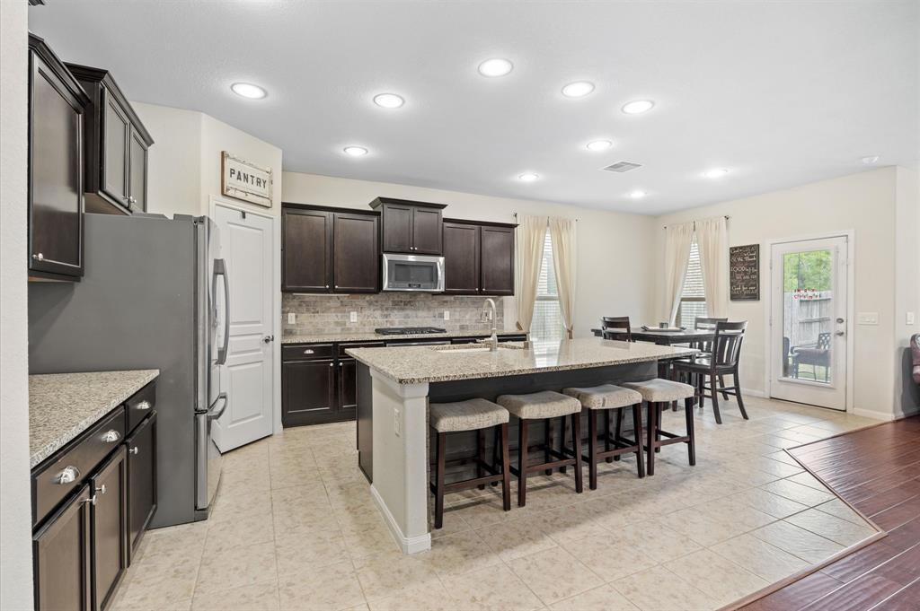 4556 Argonne Woods Drive, Porter, Texas image 12