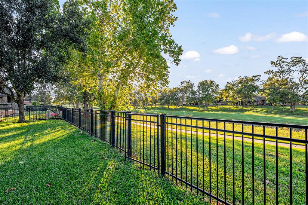 8730 Ruston Ridge Drive, Richmond, Texas image 31