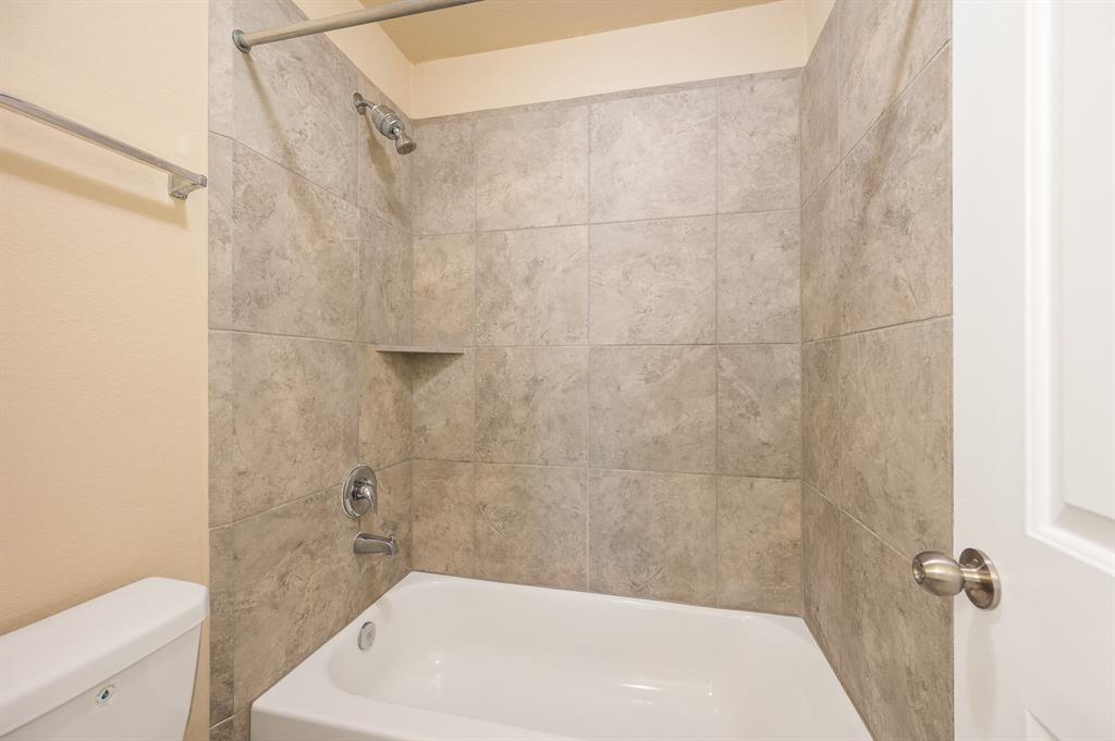 3530 Vivaldi Drive, Katy, Texas image 18