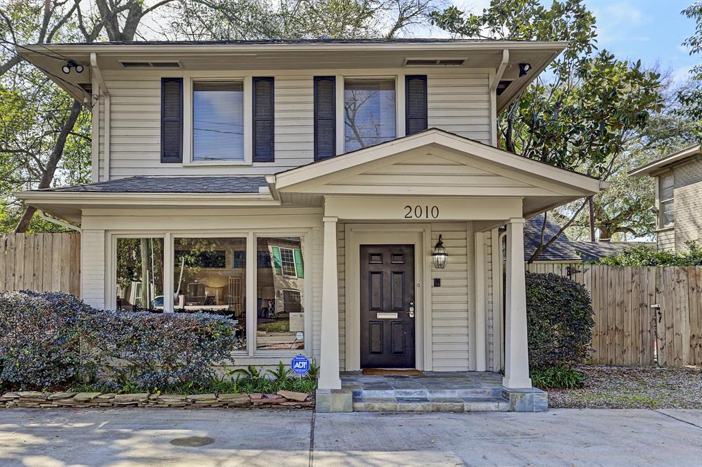 2006 Commonwealth Street