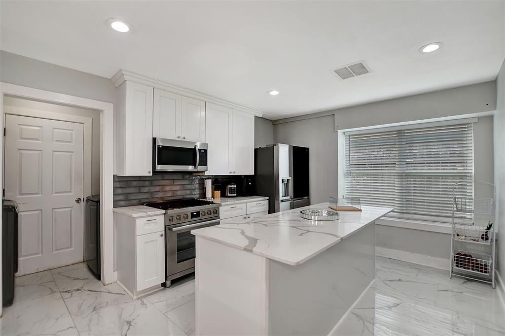 16806 Carbridge Drive, Houston, Texas image 13