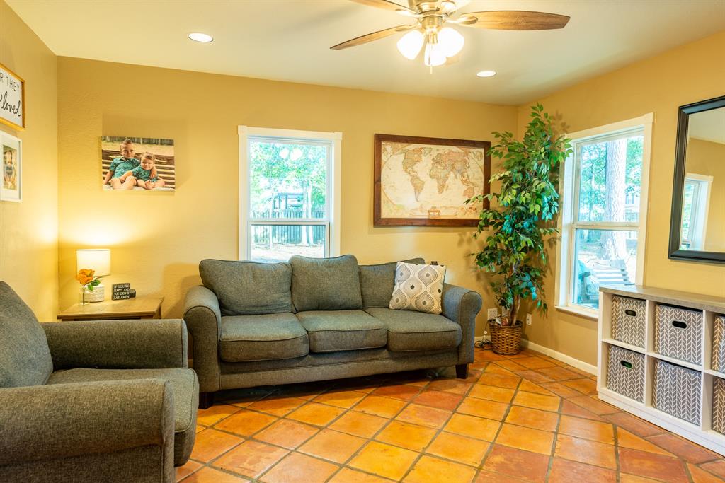 Conroe, Texas 77304, United States, 2 Bedrooms Bedrooms, ,1 BathroomBathrooms,Residential,Pending,37309