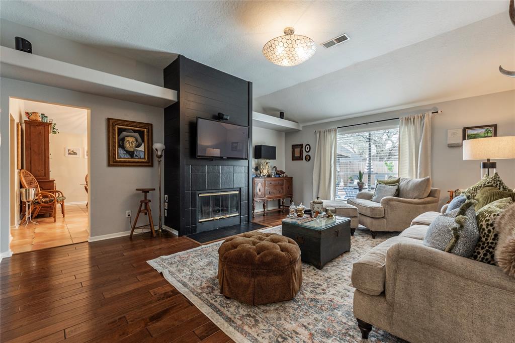 16023 Copper Canyon Drive, Friendswood, Texas image 7