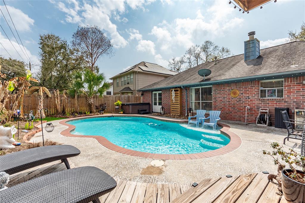 16023 Copper Canyon Drive, Friendswood, Texas image 26
