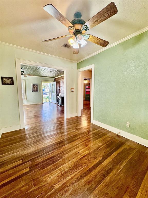 405 W Milam Street, Livingston, Texas image 22