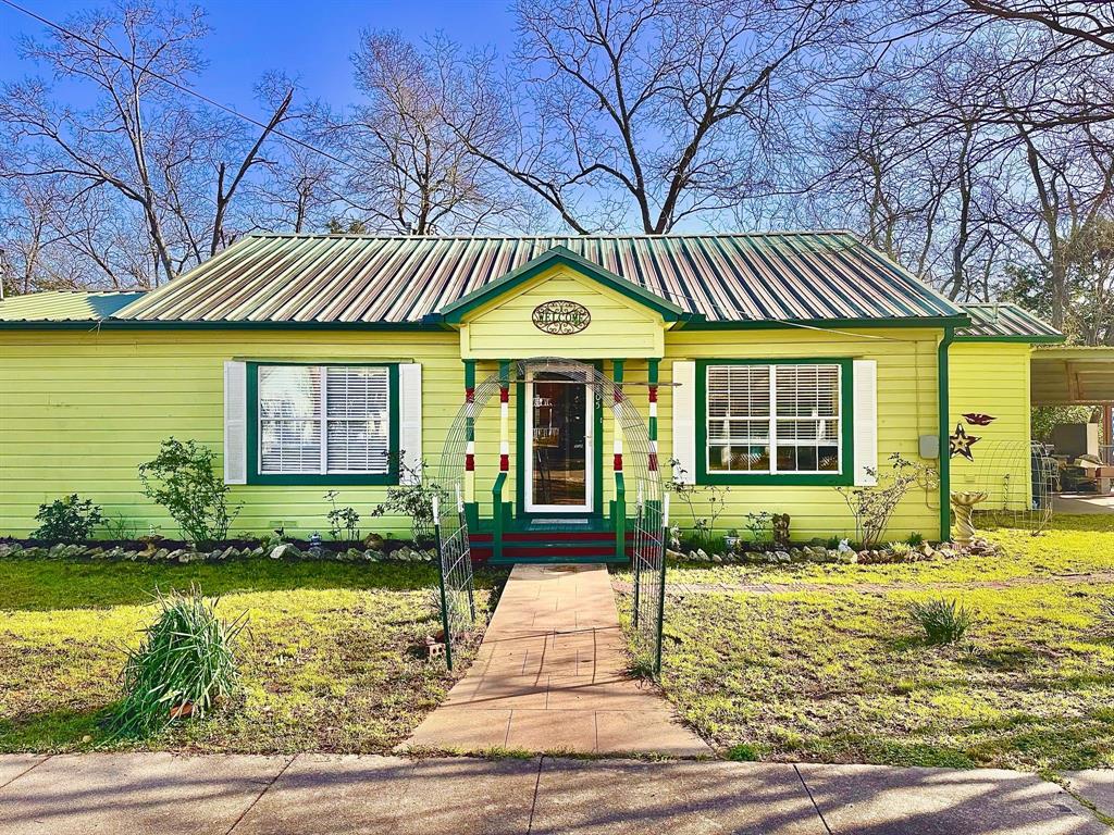 405 W Milam Street, Livingston, Texas image 1