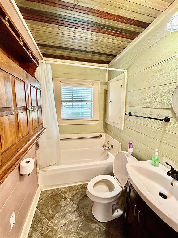 405 W Milam Street, Livingston, Texas image 37