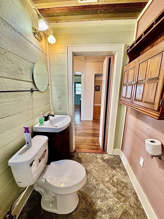 405 W Milam Street, Livingston, Texas image 38