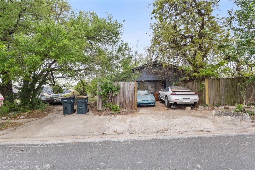 427 Arrow Head, Round Rock, Texas image 3