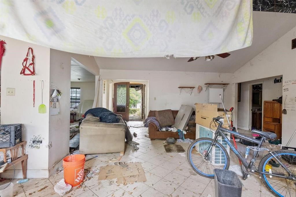 427 Arrow Head, Round Rock, Texas image 8