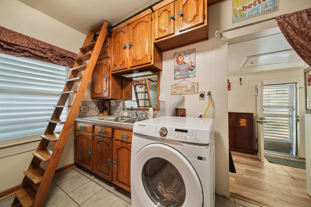 5113 Avenue R 1/2, Galveston, Texas image 15