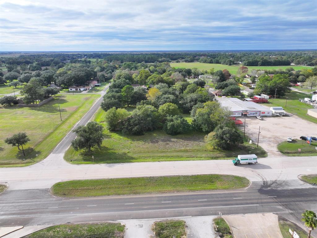 112 Mcbride Street, Winnie, Texas image 3