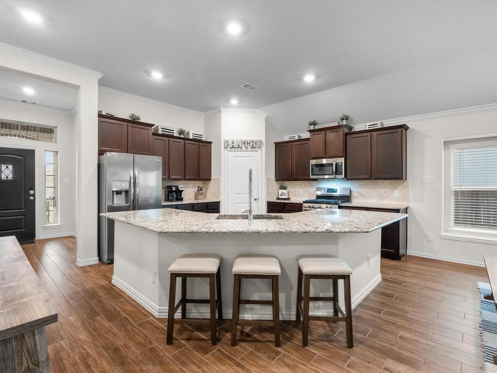 2925 Millstream Court, Dickinson, Texas image 12