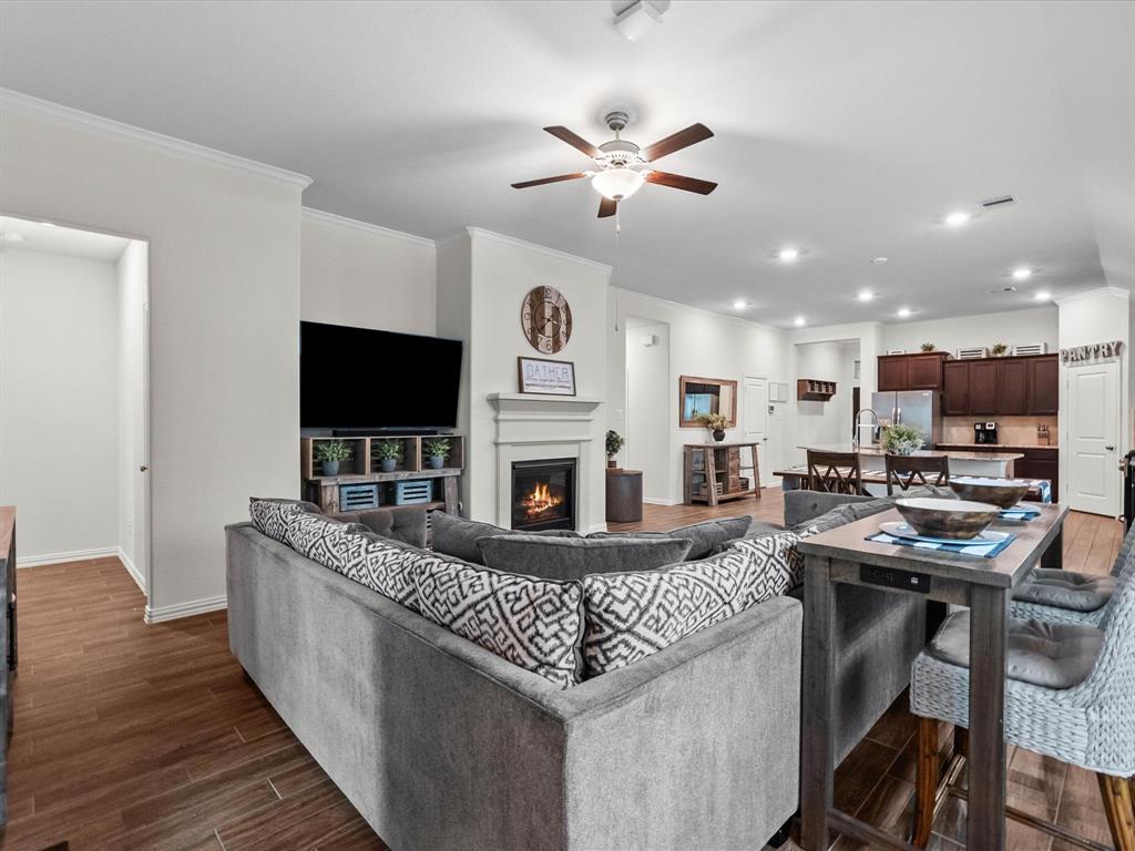 2925 Millstream Court, Dickinson, Texas image 11