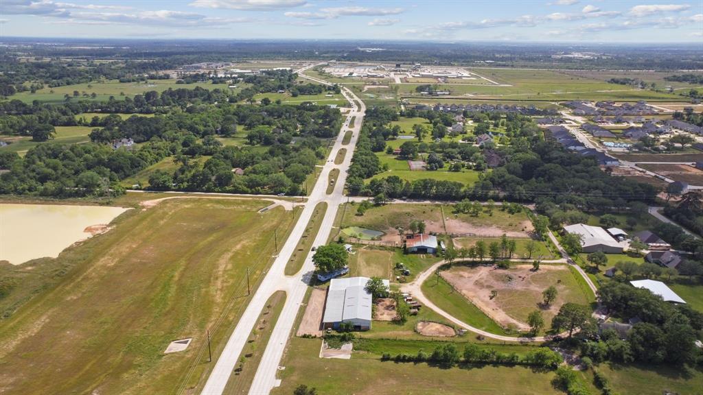 18010 Burkhardt Road, Tomball, Texas image 3