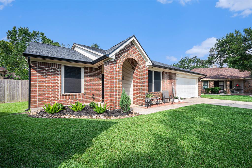 10922 Graywood Court
