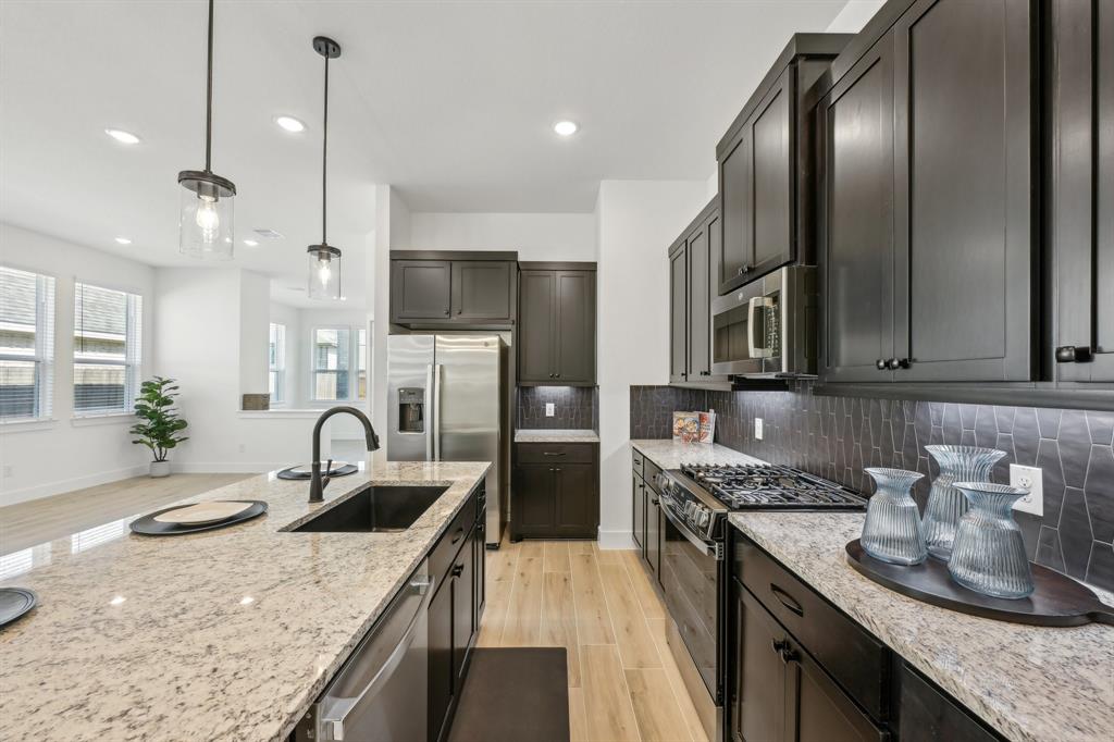 21517 Witham Promenade Lane, Magnolia, Texas image 4