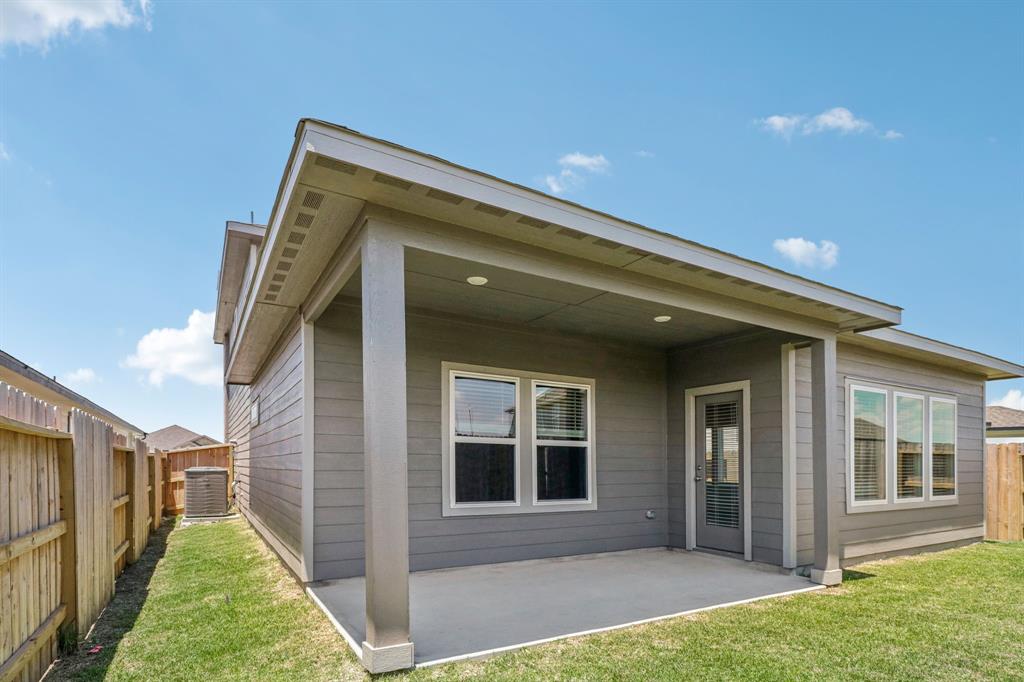 2519 Covered Wagon Drive, Crosby, Texas image 7