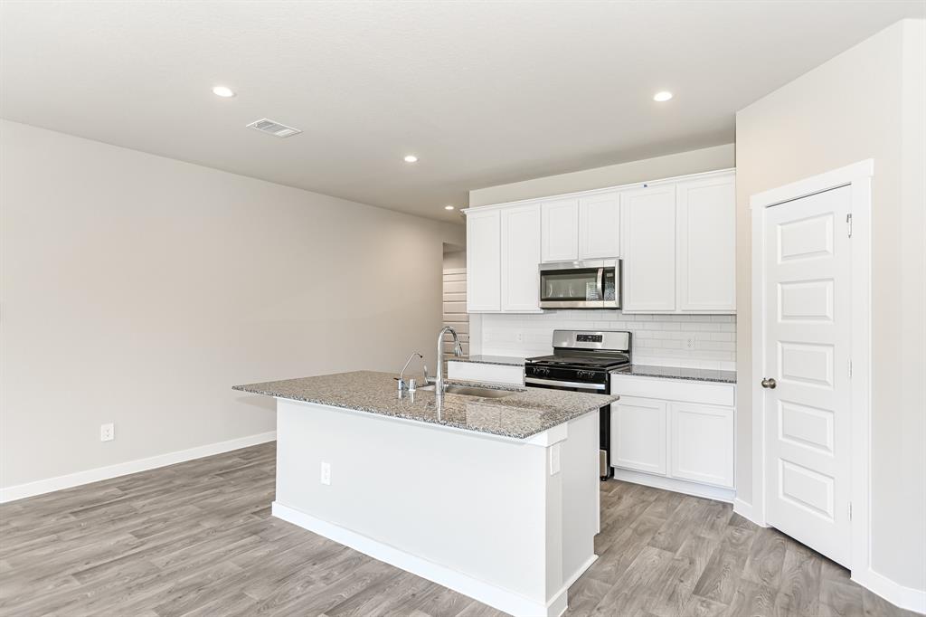3912 Silver Falls Lane