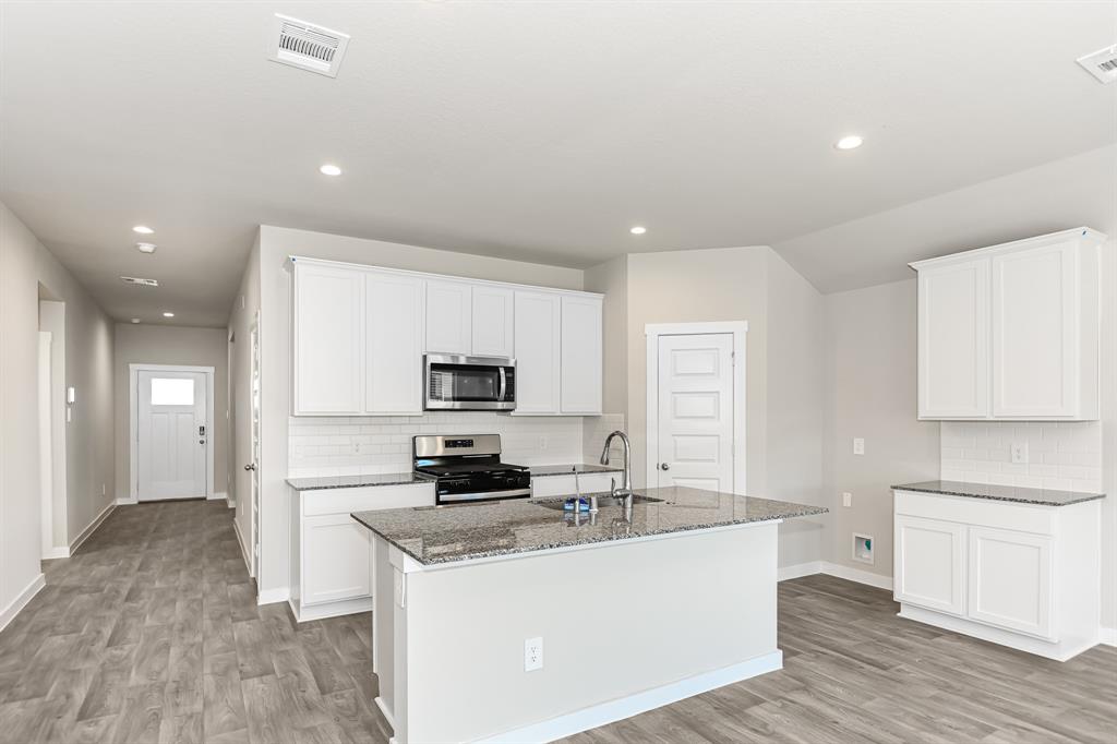 3912 Silver Falls Lane