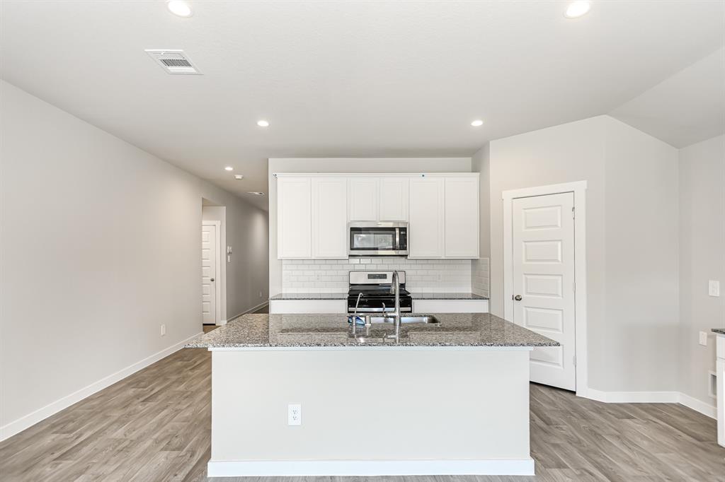 3912 Silver Falls Lane