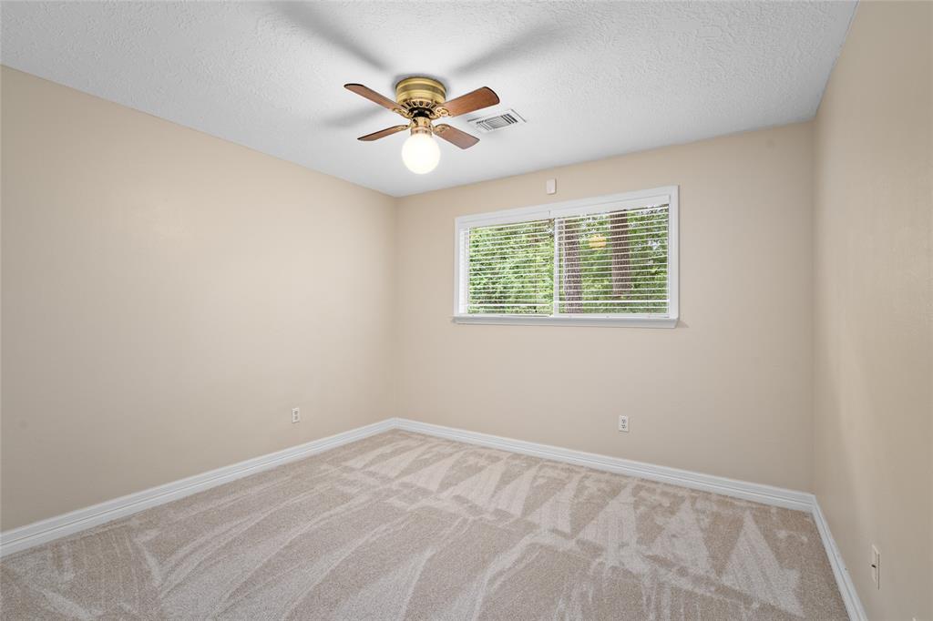 65 Hickory Oak Drive, The Woodlands, Texas image 20