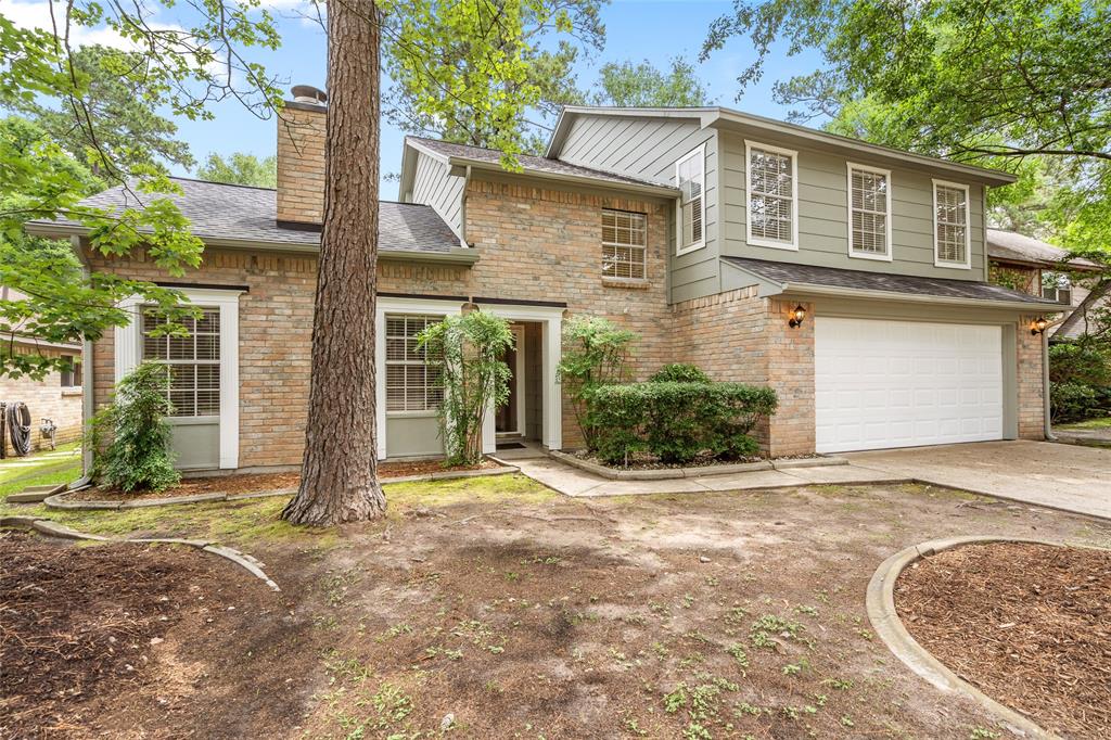 65 Hickory Oak Drive, The Woodlands, Texas image 2