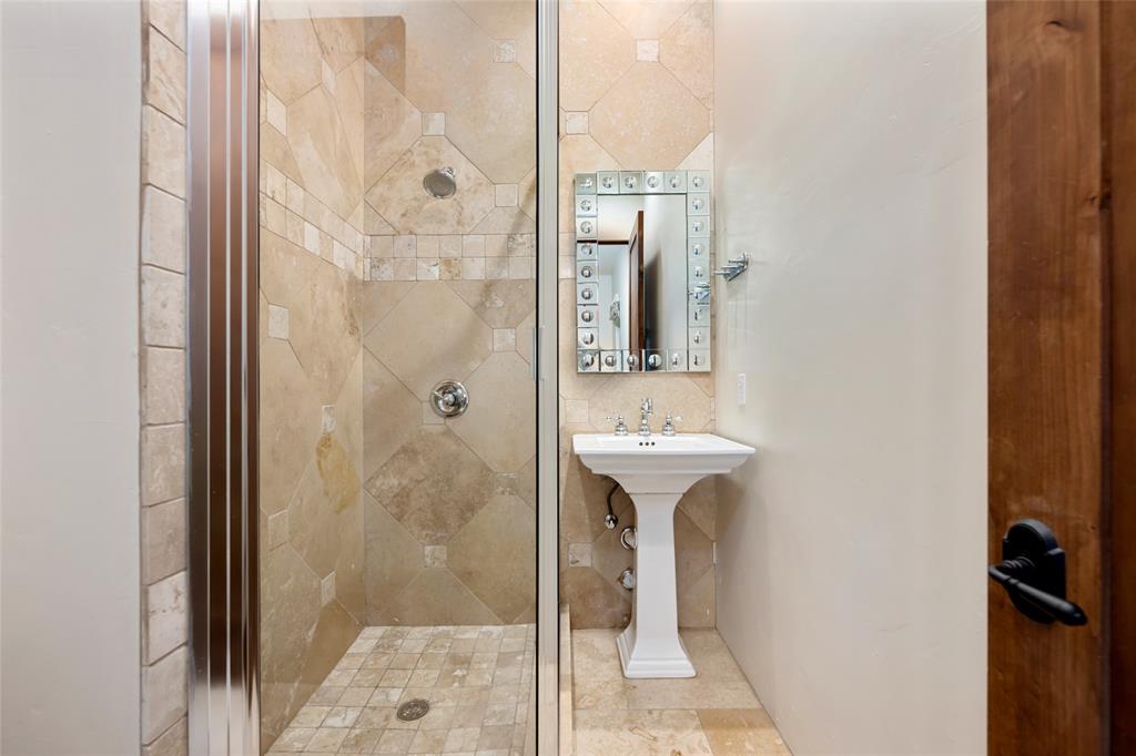 1404 Hurst Creek Road, Austin, Texas image 20