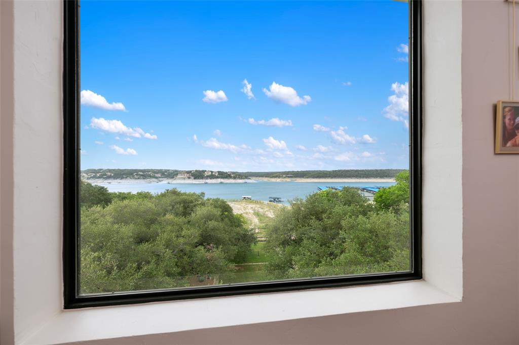 1404 Hurst Creek Road, Austin, Texas image 23