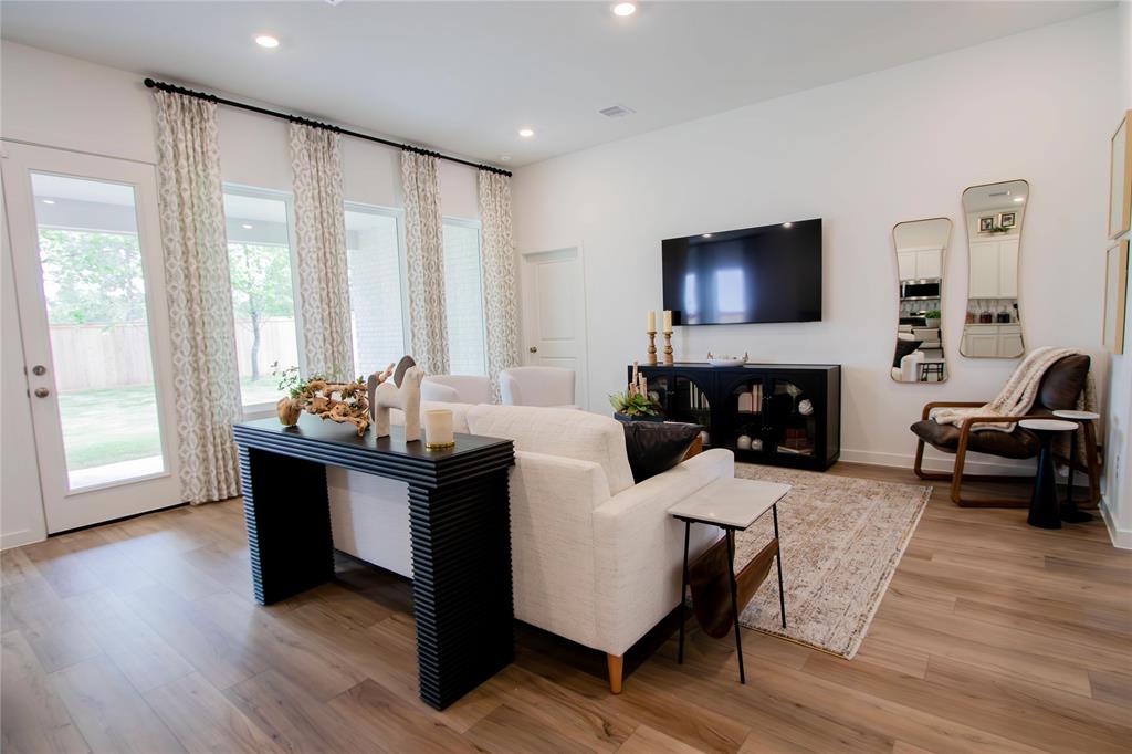 26783 Frontier Trace Drive, Montgomery, Texas image 3