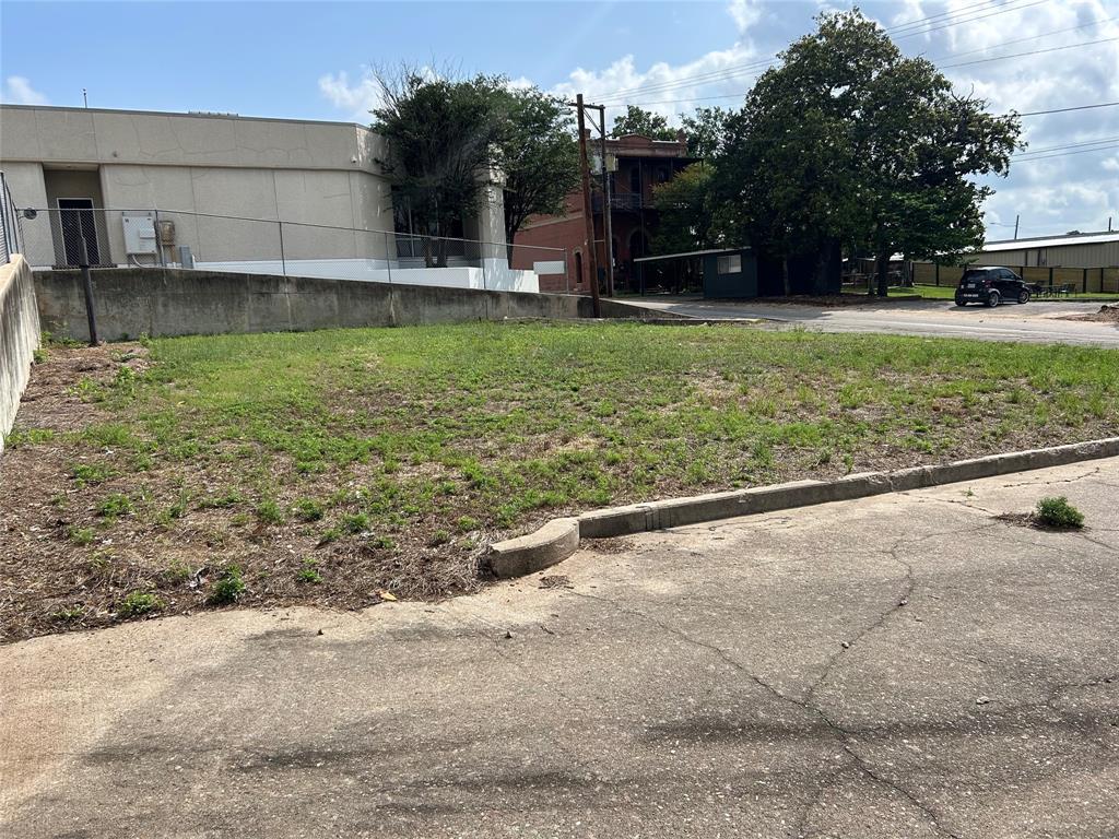 20 S Harris Street, Bellville, Texas image 6