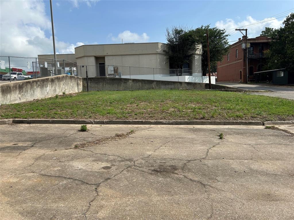 20 S Harris Street, Bellville, Texas image 5